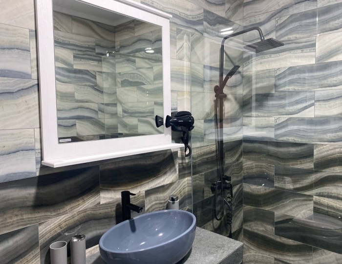 Супериор 4-местный 1-комнатный в Каменном корпусе - Отель «Глория» Лдзаа